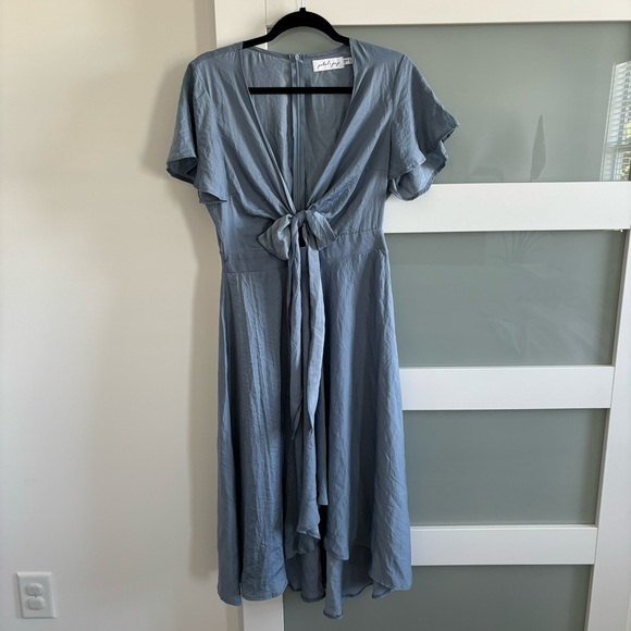 Petal + Pup Amanda Hi Lo Tie Front Dress Blue Small - Picture 2 of 8